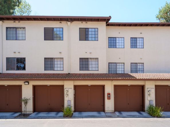 466 Costa Mesa Terrace D, Sunnyvale CA 94085