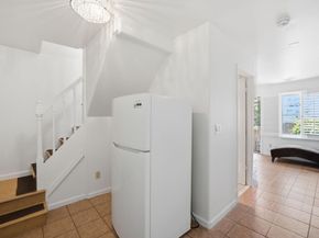 183 Victoria Street, San Francisco CA 94132