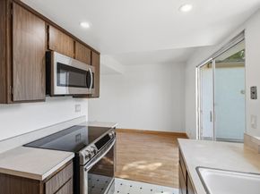 194 Oakbrook Circle, San Jose CA 95139