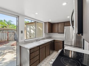 194 Oakbrook Circle, San Jose CA 95139