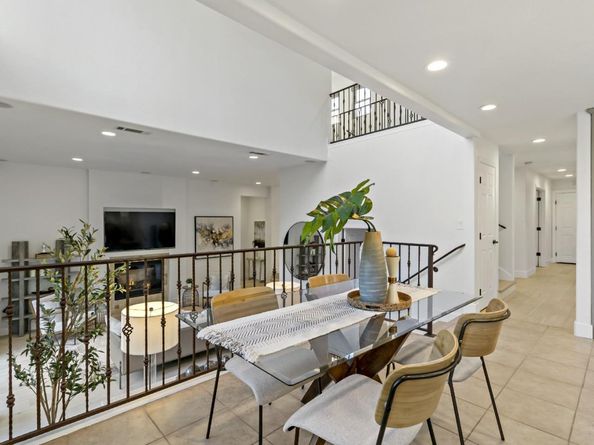 303 Lakeview Way, Emerald Hills CA 94062