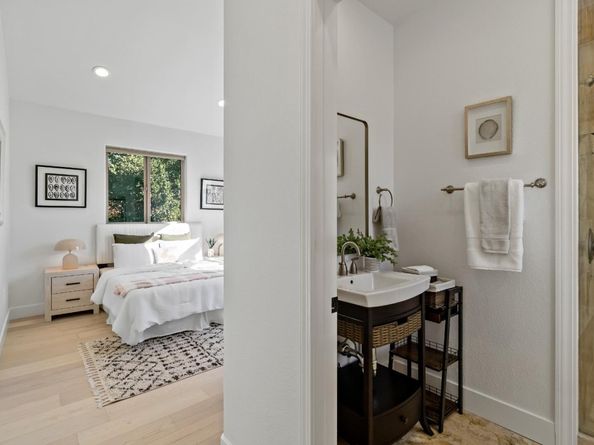 303 Lakeview Way, Emerald Hills CA 94062