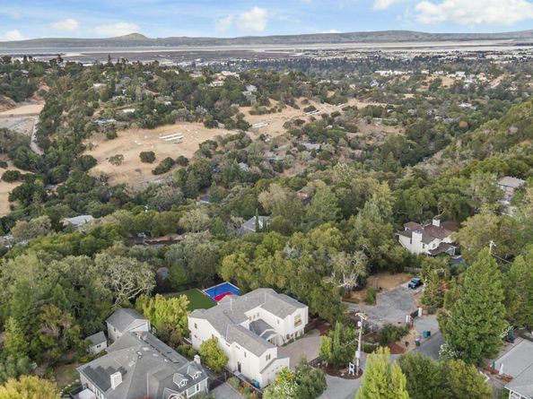 303 Lakeview Way, Emerald Hills CA 94062