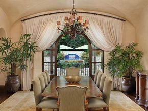 35 Barry Lane, Atherton CA 94027
