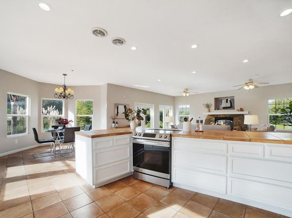 389 Corralitos Road, Watsonville CA 95076