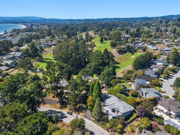 1325 Dolphin Drive, Aptos CA 95003