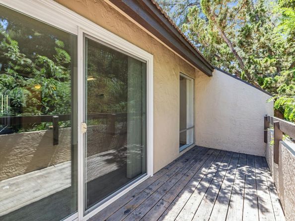285 Tradewinds Drive 6, San Jose CA 95123