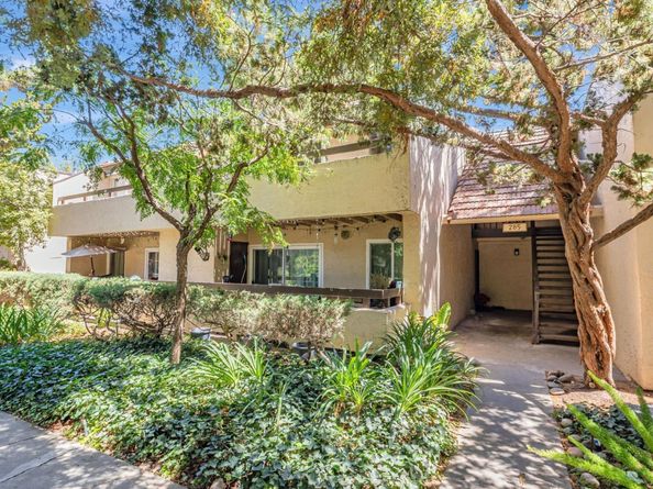 285 Tradewinds Drive 6, San Jose CA 95123