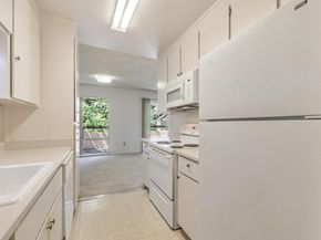285 Tradewinds Drive 6, San Jose CA 95123