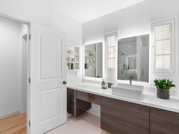 1730 Guinda Street, Palo Alto CA 94303