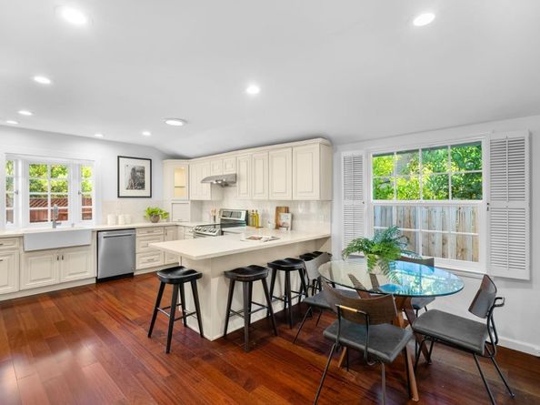 1730 Guinda Street, Palo Alto CA 94303