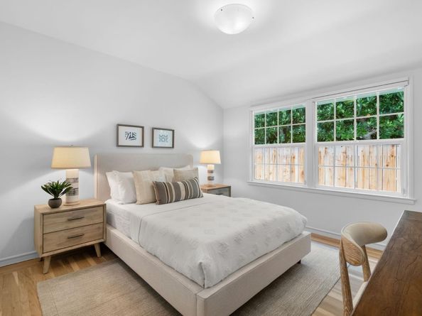 1730 Guinda Street, Palo Alto CA 94303