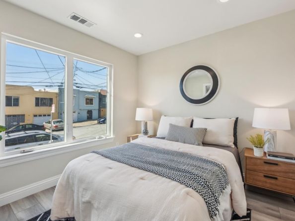277 Munich Street, San Francisco CA 94112