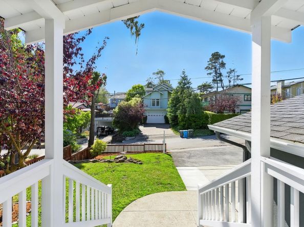 422 Portola Avenue, El Granada CA 94019