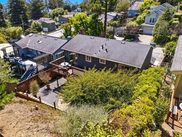 422 Portola Avenue, El Granada CA 94019