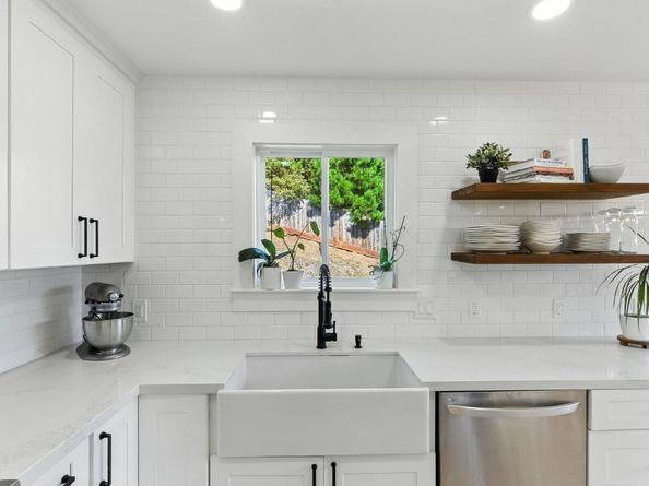 422 Portola Avenue, El Granada CA 94019