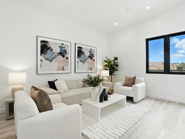 889 McLellan Drive 302, South San Francisco CA 94080