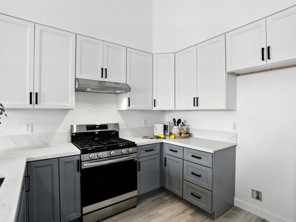 889 McLellan Drive 302, South San Francisco CA 94080