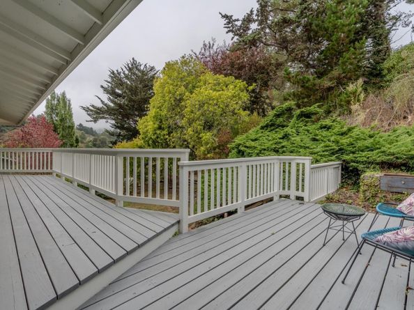 1031 Yosemite Drive, Pacifica CA 94044