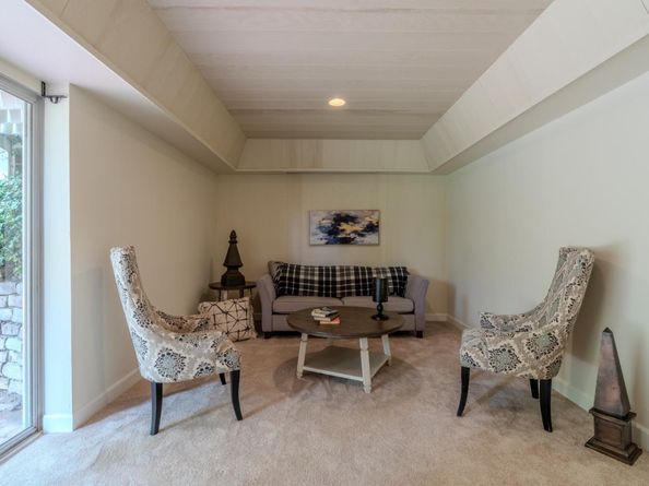 1031 Yosemite Drive, Pacifica CA 94044