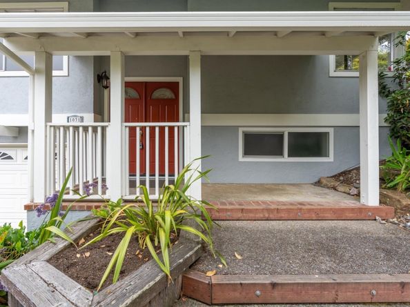 1031 Yosemite Drive, Pacifica CA 94044