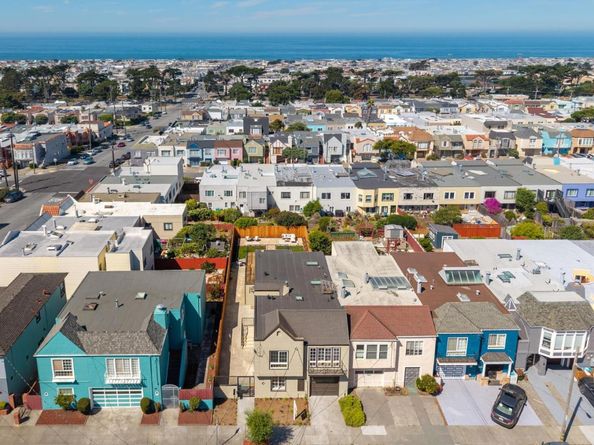 2277 33rd Avenue, San Francisco CA 94116