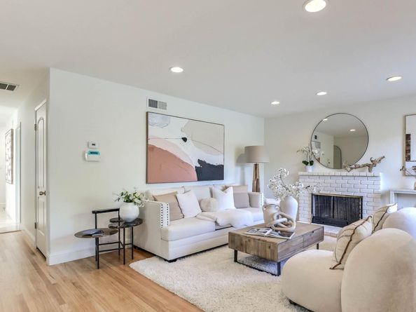 7433 Rollingdell Drive, Cupertino CA 95014