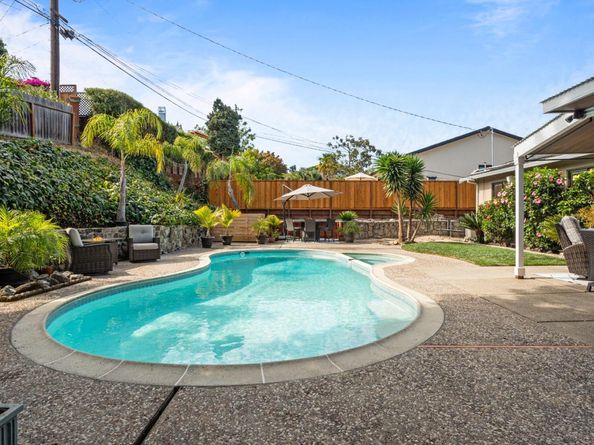 920 Stony Hill Road, Redwood City CA 94061