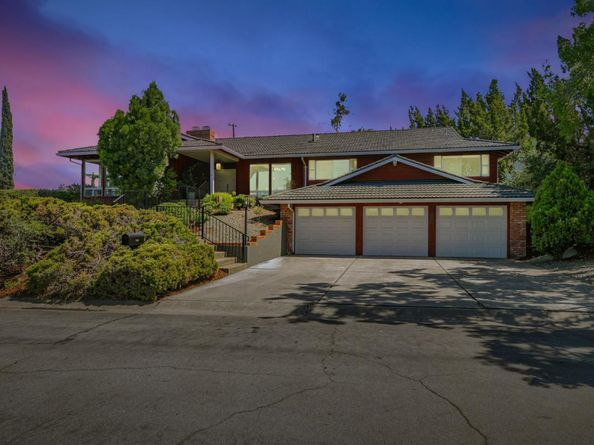 2261 Via Maderos, Los Altos CA 94024