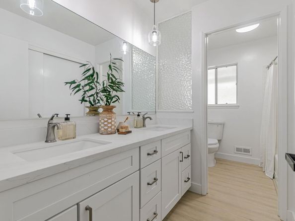 2261 Via Maderos, Los Altos CA 94024