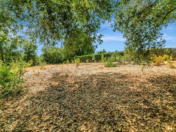 2261 Via Maderos, Los Altos CA 94024