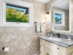 124 Lagunitas Court, Aptos CA 95003