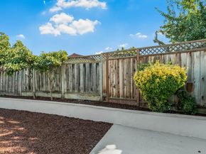 34981 Skylark Dr, Union City CA 94587
