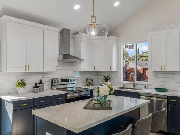 34981 Skylark Dr, Union City CA 94587