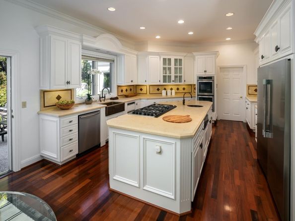 13975 La Paloma Road, Los Altos Hills CA 94022