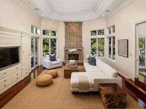 13975 La Paloma Road, Los Altos Hills CA 94022
