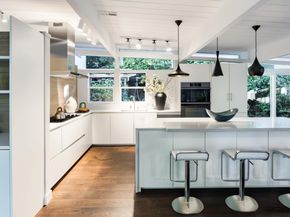653 Wildwood Lane, Palo Alto CA 94303