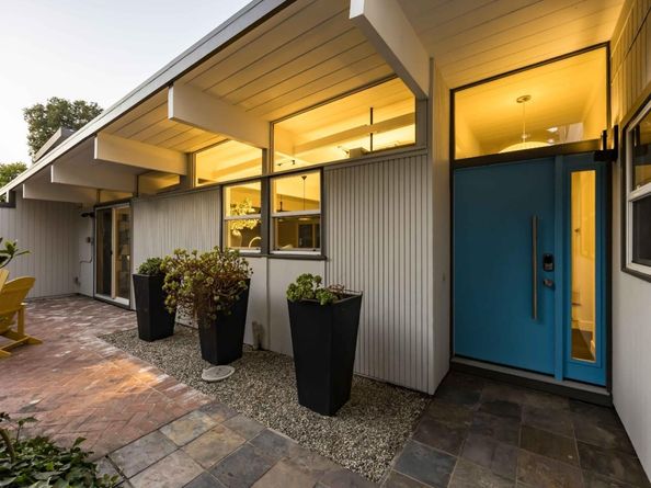 653 Wildwood Lane, Palo Alto CA 94303