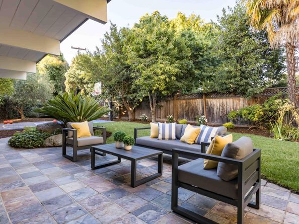 653 Wildwood Lane, Palo Alto CA 94303