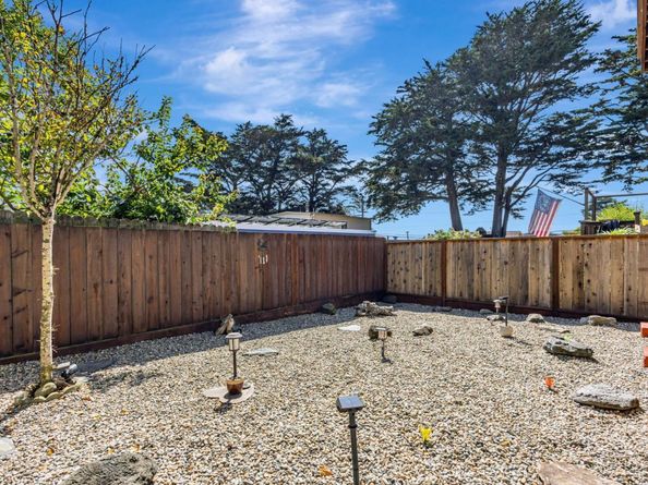 310 Clifton Road, Pacifica CA 94044