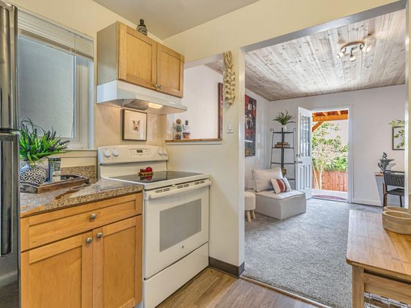 310 Clifton Road, Pacifica CA 94044