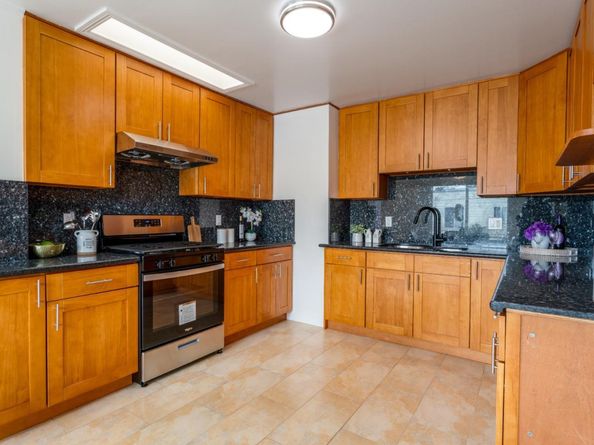 2115 42nd Avenue, San Francisco CA 94116