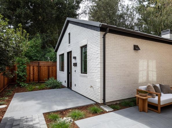 162 Waverley Street, Palo Alto CA 94301