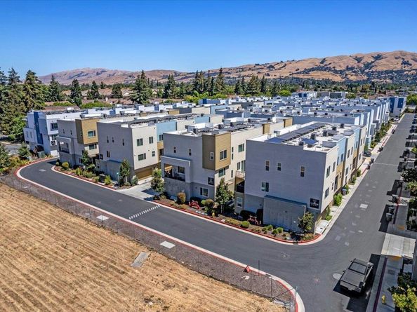 2420 Kita Lane, San Jose CA 95133