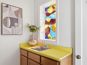 779 Garland Drive, Palo Alto CA 94303