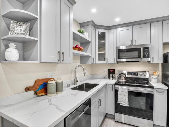 380 Auburn Way 6, San Jose CA 95129