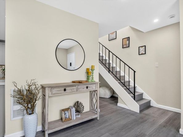 380 Auburn Way 6, San Jose CA 95129
