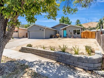 321 Vineyard Drive