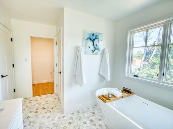 952 6th Avenue, Redwood City CA 94063