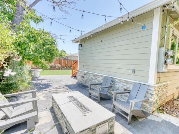 952 6th Avenue, Redwood City CA 94063